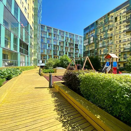 Charming Centre With Free Parking And Spacious Balcony