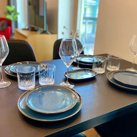 Charming Centre With Free Parking And Spacious Balcony 塔林