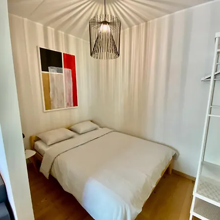 Charming Centre With Free Parking And Spacious Balcony 塔林