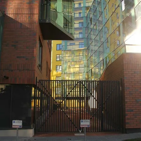 Charming Centre With Free Parking And Spacious Balcony
