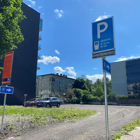 Charming Centre With Free Parking And Spacious Balcony * Tallinn