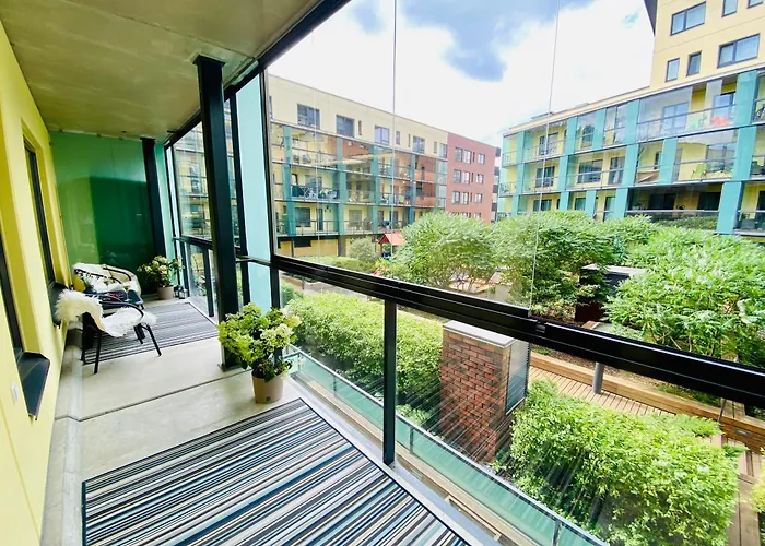 アパート Charming Centre With Free Parking And Spacious Balcony